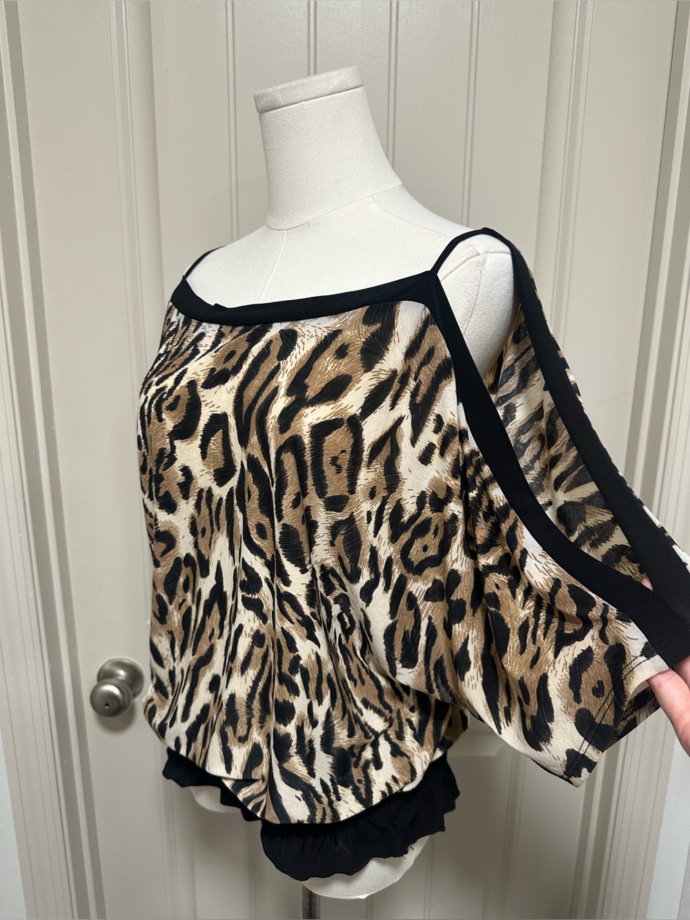 Y2K PerSeption Concept Leopard Cold-Shoulder Blouse in Tan and Black